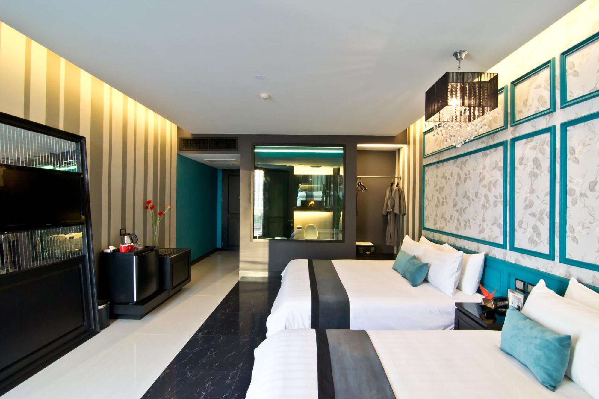Tsix5 Hotel Pattaya Buitenkant foto