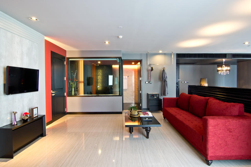 Tsix5 Hotel Pattaya Buitenkant foto